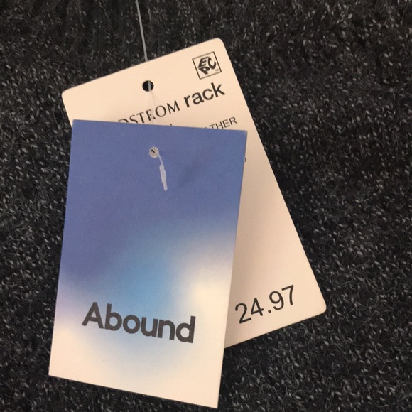 New!!! Sleeveless Grey Sweater NWT. Large - Picture 5 of 7